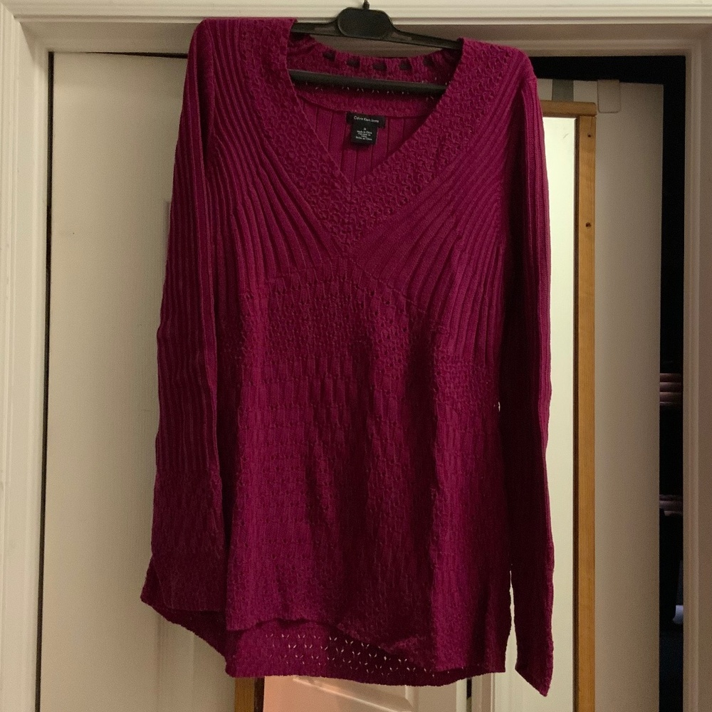 Calvin Klein Jeans Burgundy Long Sleeve V-Neck Knit Sweater Tunic (Med)